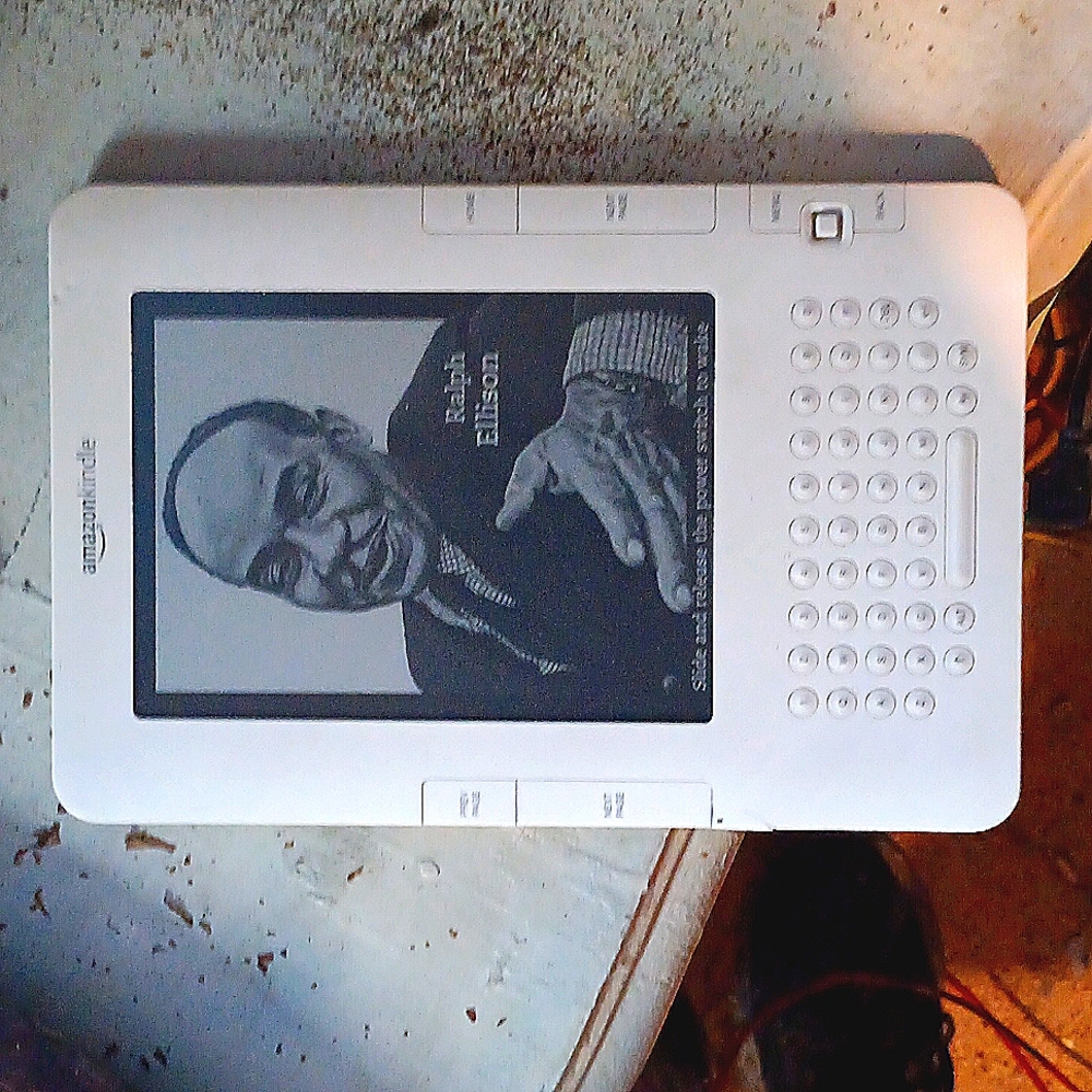 Amazon Kindle Generation 2